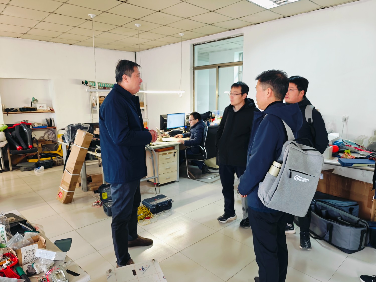 戳我試試